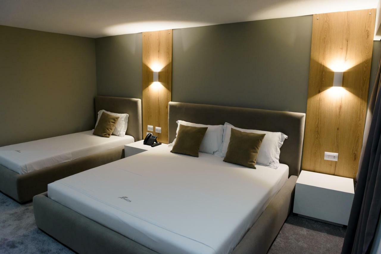 One 4* Vlorë